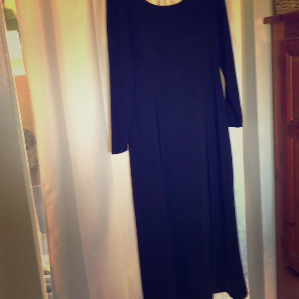 ❄️BOGO sale Black Express Tricot long dress.11/12